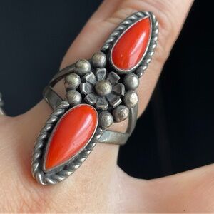 Vintage Sterling silver coral Flower Navajo Pawn Ring